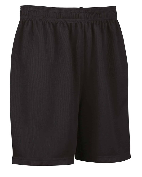 Quelles techniques pour porter des shorts en hiver tout en restant élégante ?